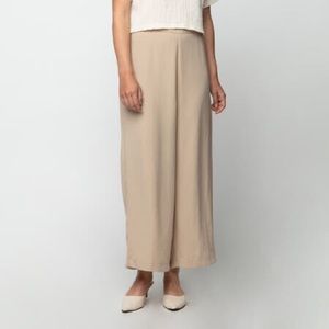 NWT Oak + Fort Beige Culottes PT-6661